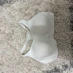 Nike White Seamless Sports Bra
